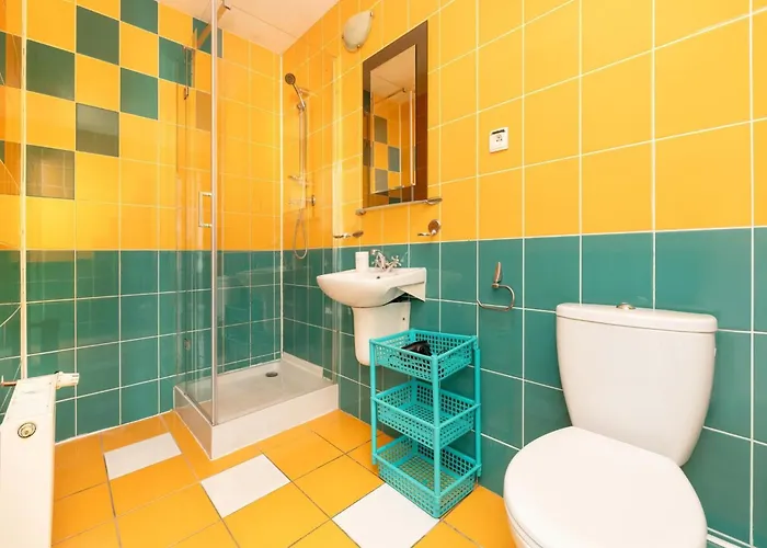 In Rewal, Breakfast Included Реваль